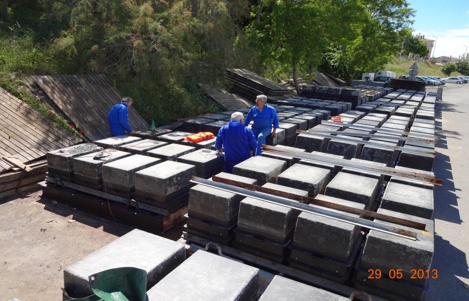 Rénovation des pannes flottantes par les bénévoles du CNM